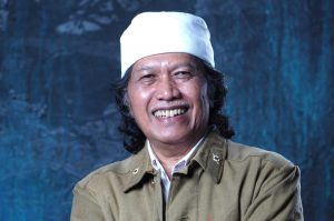 Mengenal Cak Nun, Sosok Budayawan dan Intelektual Islam