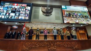 DPR Tetapkan Delapan Anggota Baznas 2020-2025