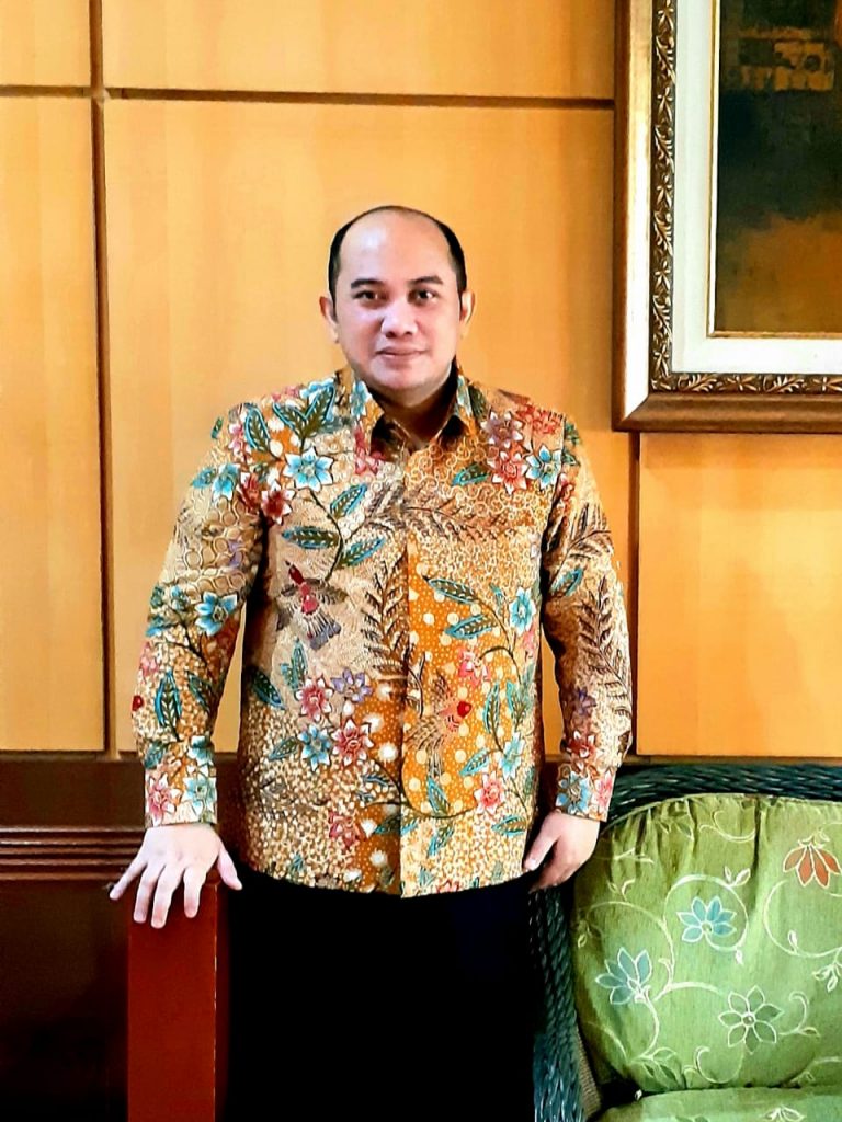 Cendekiawan Indonesia Beri Tanggapan ke Macron: Sedang Tuhan pun Bershalawat Kepada Nabi Muhammad