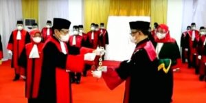 KETUA MAHAKAMAH AGUNG PIMPIN WISUDA PURNABAKTI KETUA PENGADILAN TINGGI BANTEN SECARA DARING