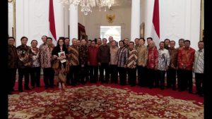 WACANA PENGGABUNGAN KADIN, Berkah Atau Bencana Bagi UMKM Indonesia?