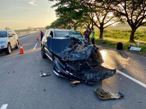 Ngeri! Mantan Bos Garansindo Kecelakaan, Jeep Ringsek, Airbag Tak Keluar