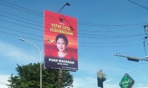 Anggota DPR F-PDIP Ramai-ramai Pasang Baliho Puan se-Indonesia
