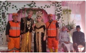 Viral, Kisah Cinta Petugas Kebersihan dan Bule Austria Hingga Putuskan Menikah