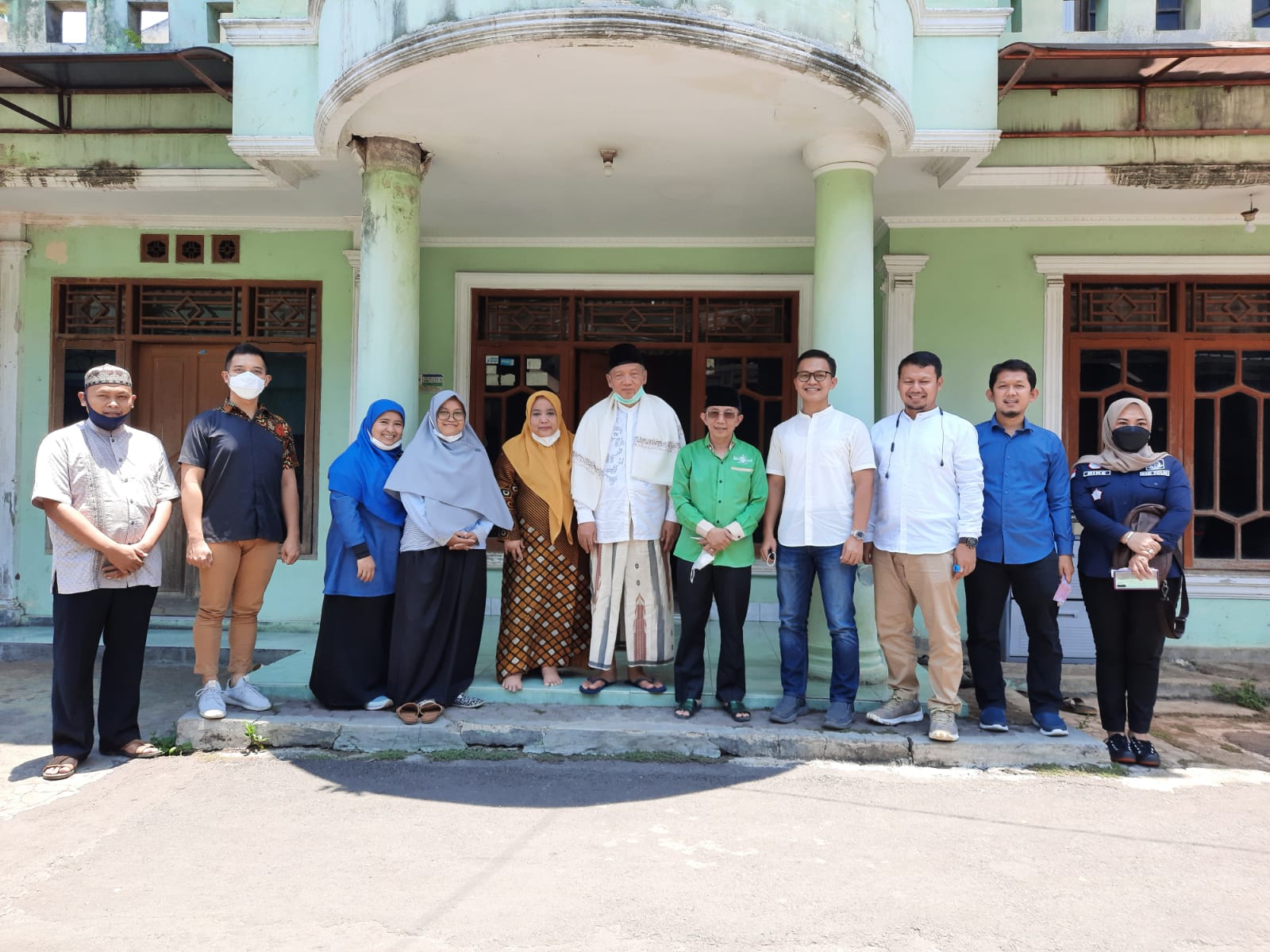 Foto bersama PCNU Cianjur bersama tim survei dari Bandung