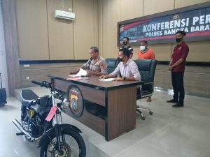 Polres Bangka Barat Laksanakan Konfresi Pers Ungkap Kasus Curanmor 