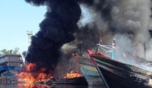 Belasan Kapal di Pelabuhan Kota Tegal Terbakar