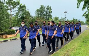 Latih Kebugaran, Personel Polres Bangka Barat Gelar Olahraga Lari Pagi