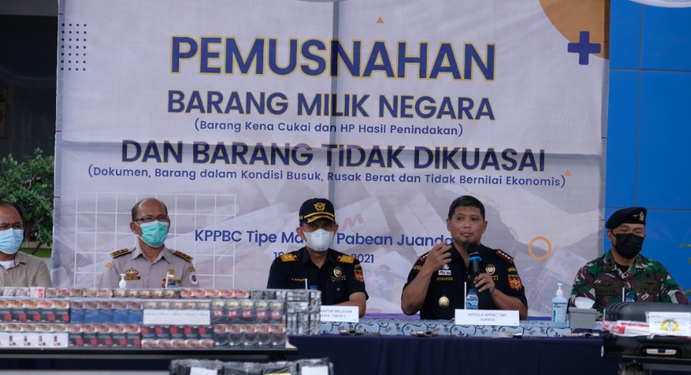 Bea Cukai Juanda Musnahkan Puluhan Handphone dan Jutaan Barang Berikut Ini