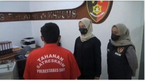 Sales Mobil di Surabaya Cabuli Istri Temannya, Pengakuannya Bikin Geram