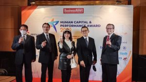 Tiga Puluh Perusahaan BUMN, BUMD, dan Swasta Raih Penghargaan Human Capital & Performance Award 2021