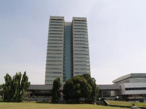 Lift Gedung DPR RI Anjlok, Angota DPR staf & Pandal Terjebak