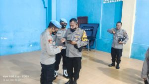 Sie Propam Polres Bangka Barat Cek Kedisiplinan Anggota Polsek Mentok