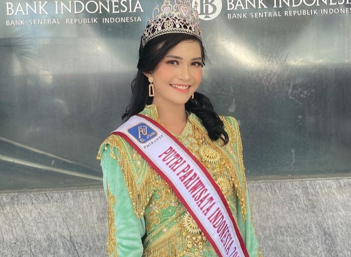 Layak Dicontoh, Putri Pariwisata Indonesia Ini Kenalkan Tarian Tradisional Hingga ke Eropa