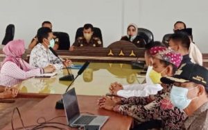 Kejaksaan Negeri Lampung Timur Langgar Perma No.2 Tahun 2012 dalam Kasus ‘Tipiring’ Wilson Lalengke