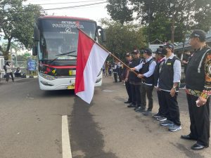 325 Petugas Haji Berangkat ke Arab Saudi