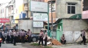 PIMPINAN TERTINGGI KHILAFATUL MUSLIMIN DITANGKAP POLDA METRO JAYA DI LAMPUNG