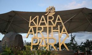 Wisata Kiara Arta Park