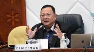 Parlemen Singgung Tumpukan Kapal, Pencemaran Laut dan Limbah di Pelabuhan Muara Baru.