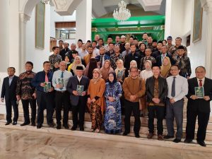 Bedah Buku Syekh Nawawi Al-Bantani Bersama kedubes RI Di Riyadh Arab Saudi