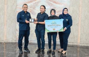 Dapat Emas 500 Gram Dari Pegadaian, Pak Dede Sah Jadi Sultan