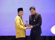 Kemenag Kembali Raih Kategori Informatif di Anugerah Keterbukaan Informasi Publik 2024