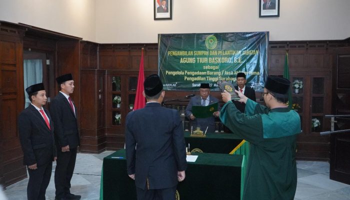 Lantik Pejabat Pengelola Barang dan Jasa, Ketua PT Surabaya Tekankan Transparansi dan Akuntabilitas