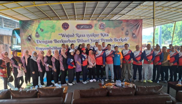 Dishub DKI Jakarta Tebar Kepedulian Lewat Kurban 41 Sapi dan 15 Kambing