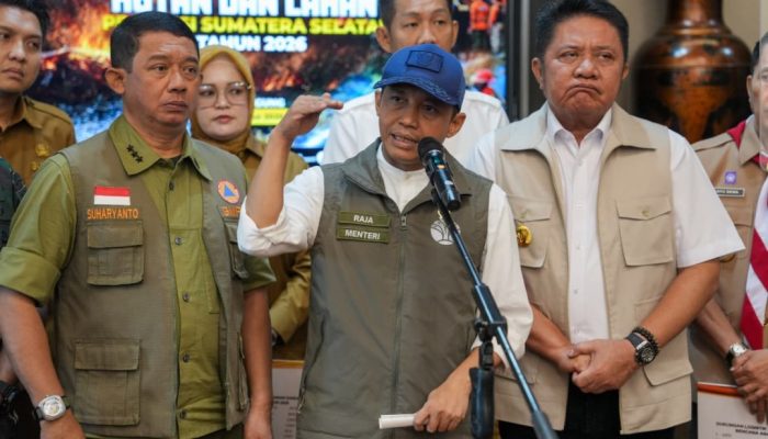 Menhut Raja Antoni: Tren Hotspot Karhutla Menurun, tapi Belum Aman